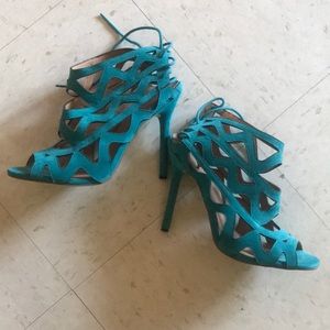 Turquoise Silhettos